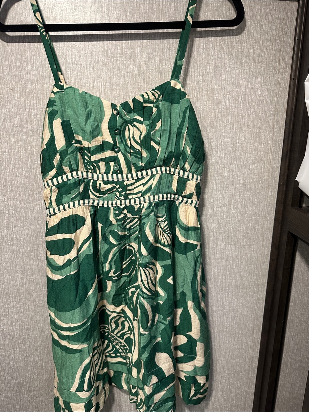Adelyn Rae Green and Cream Floral Mini Sundress